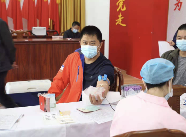 截屏2021-12-17 23.25.18.png